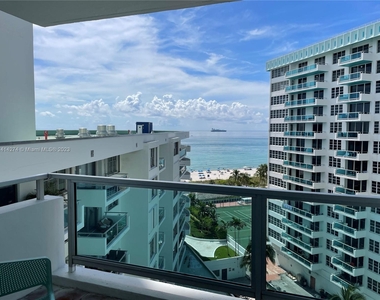 5151 Collins Ave - Photo Thumbnail 12