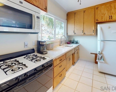 5501 Lodi Street - Photo Thumbnail 13