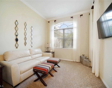 4808 Sw 5th Place - Photo Thumbnail 6