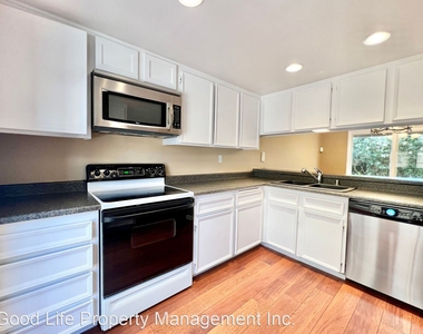 140 E El Norte Pkwy Unit 38 - Photo Thumbnail 10