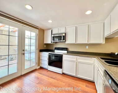 140 E El Norte Pkwy Unit 38 - Photo Thumbnail 6