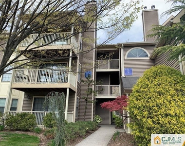 404 Carhart Court - Photo Thumbnail 0
