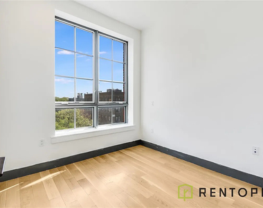 894 Bushwick Avenue - Photo Thumbnail 2