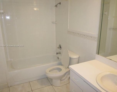 21121 Sw 85th Ave - Photo Thumbnail 2