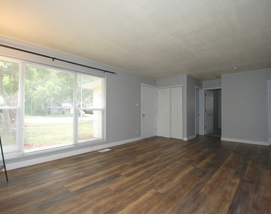 2713 Wilke Road - Photo Thumbnail 2