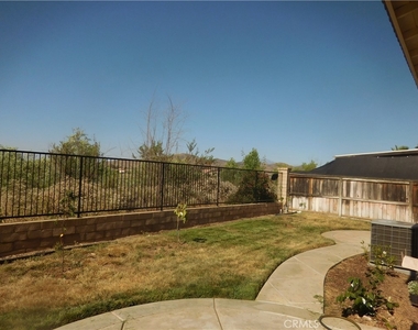 32402 Safflower Street - Photo Thumbnail 23