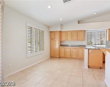 3067 Emerald Wind Street - Photo Thumbnail 10