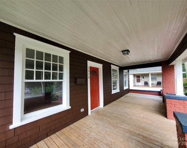 1519 Sunnyside Avenue - Photo Thumbnail 17