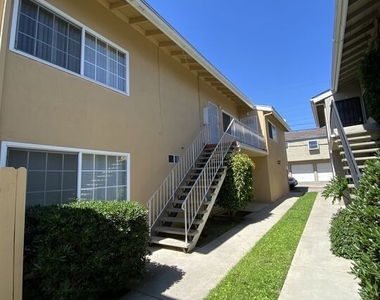 1215 Amethyst St - Photo Thumbnail 21