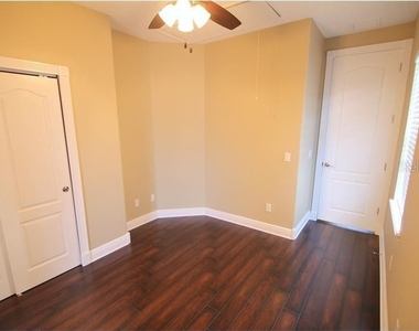 820 Meridale Avenue - Photo Thumbnail 23