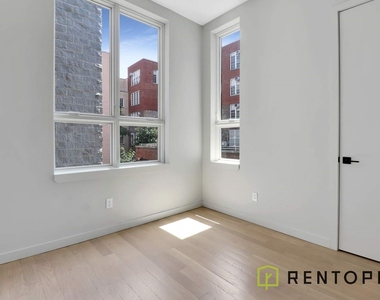 194 South 2nd Street - Photo Thumbnail 4