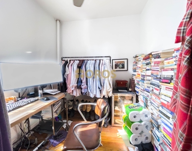 215 East 10th Street - Photo Thumbnail 5