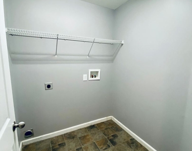 10337 Boston Lane - Photo Thumbnail 7