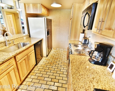 Anchorage West #126 512 Tenderfoot Street #126 - Photo Thumbnail 6