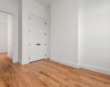 808 Putnam Avenue - Photo Thumbnail 4