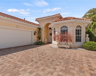 8725 Largo Mar Dr - Photo Thumbnail 1