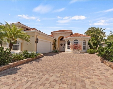 8725 Largo Mar Dr - Photo Thumbnail 41