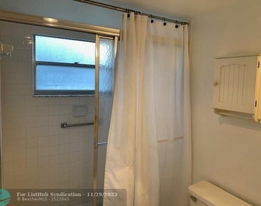 13250 Sw 4th Ct - Photo Thumbnail 10