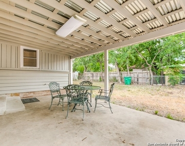 2415 W Wildwood Dr - Photo Thumbnail 17