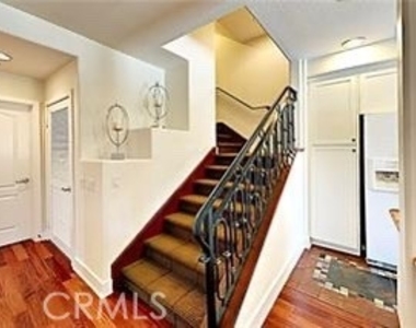 5506 W 149th Place - Photo Thumbnail 4