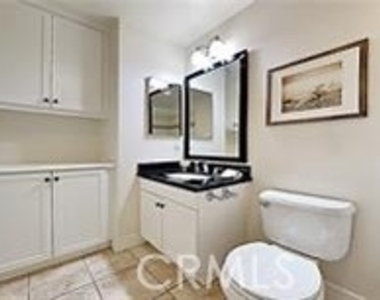 5506 W 149th Place - Photo Thumbnail 12