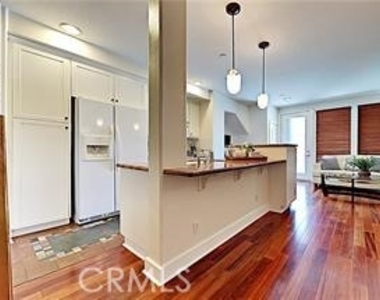 5506 W 149th Place - Photo Thumbnail 2