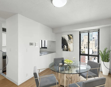 360 East 57th Street - Photo Thumbnail 1