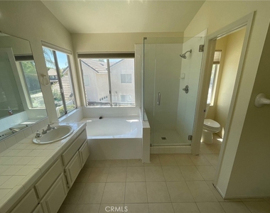 30275 Avenir Way - Photo Thumbnail 16