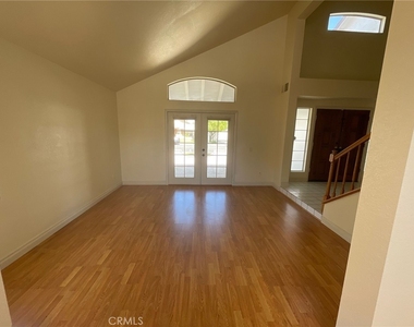 30275 Avenir Way - Photo Thumbnail 3