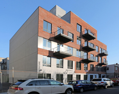 15 Cedar Street - Photo Thumbnail 16