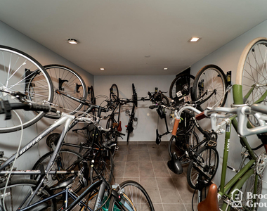 15 Cedar Street - Photo Thumbnail 12
