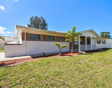 488 Flamingo Drive - Photo Thumbnail 35