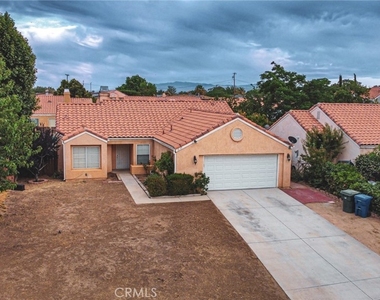 15189 Jeraldo Drive - Photo Thumbnail 17