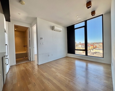260 Knickerbocker Avenue - Photo Thumbnail 1