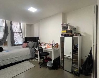 59 Halsey Street - Photo Thumbnail 4