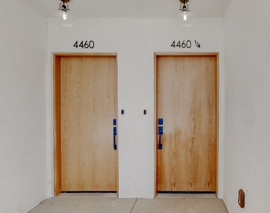 4460 Maplewood Ave - Photo Thumbnail 4