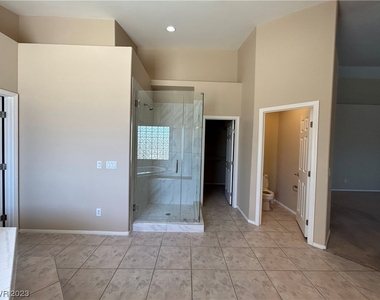 9735 Phoenician Avenue - Photo Thumbnail 35