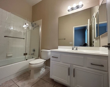 9735 Phoenician Avenue - Photo Thumbnail 24