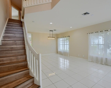 7299 Panache Way - Photo Thumbnail 18