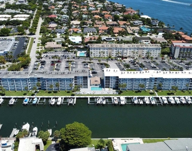 108 Paradise Harbour Boulevard - Photo Thumbnail 29