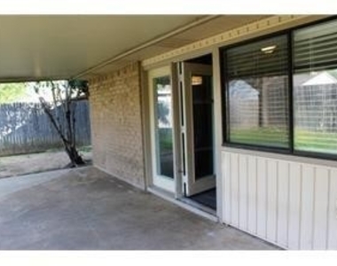 3813 Hackberry Lane - Photo Thumbnail 19