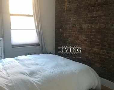 115 Carlton Avenue - Photo Thumbnail 2