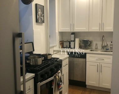 115 Carlton Avenue - Photo Thumbnail 11