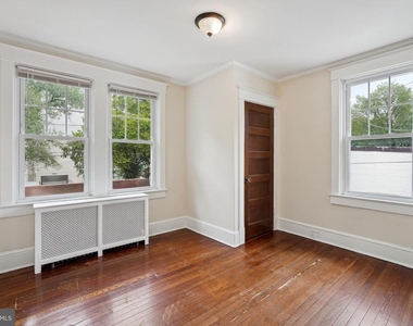 4226 Fessenden St Nw - Photo Thumbnail 17