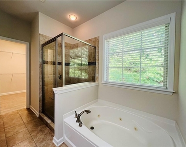 2647 Portbury Place Ne - Photo Thumbnail 20