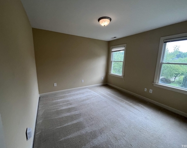 7412 Chesley Lane - Photo Thumbnail 24