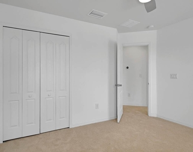 11255 Spring Point Circle - Photo Thumbnail 26