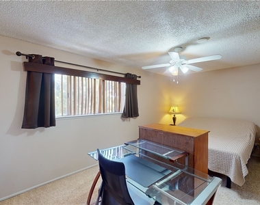 745 Greenbriar Townhouse Way - Photo Thumbnail 27