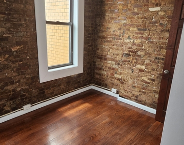 303 Broome St Unit 20 - Photo Thumbnail 3