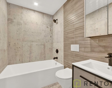 475 Grand Street - Photo Thumbnail 9